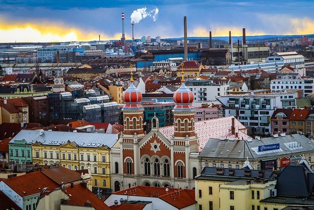 Jak si užít trénink na venkovním workoutovém hřišti v Plzni